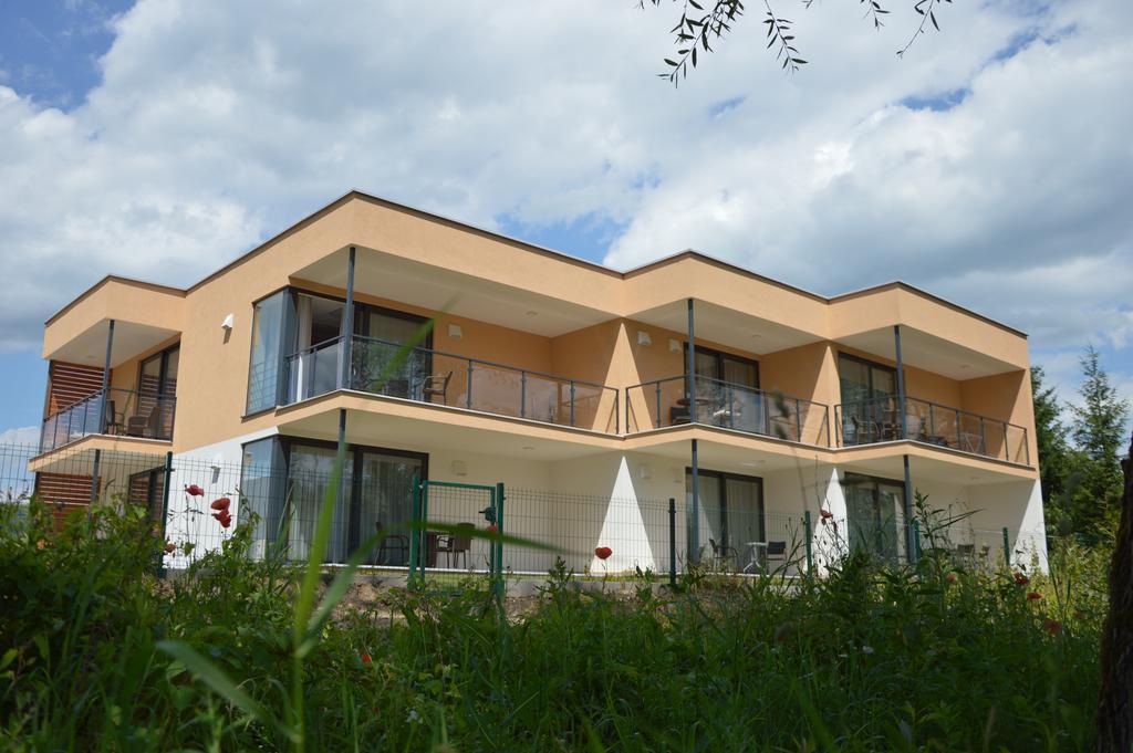 Apartmanovy Dom Krivan Besenova Ngoại thất bức ảnh