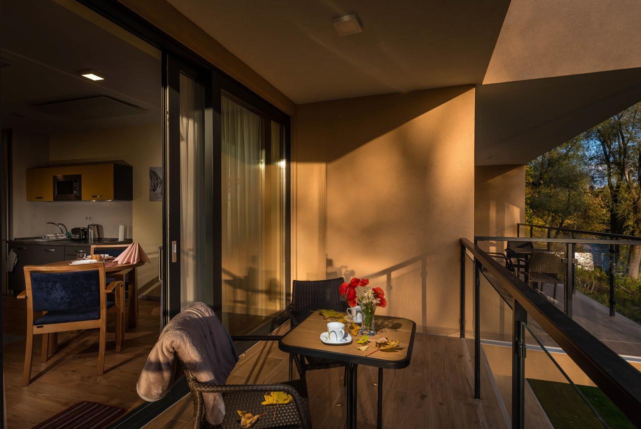 Apartmanovy Dom Krivan Besenova Ngoại thất bức ảnh